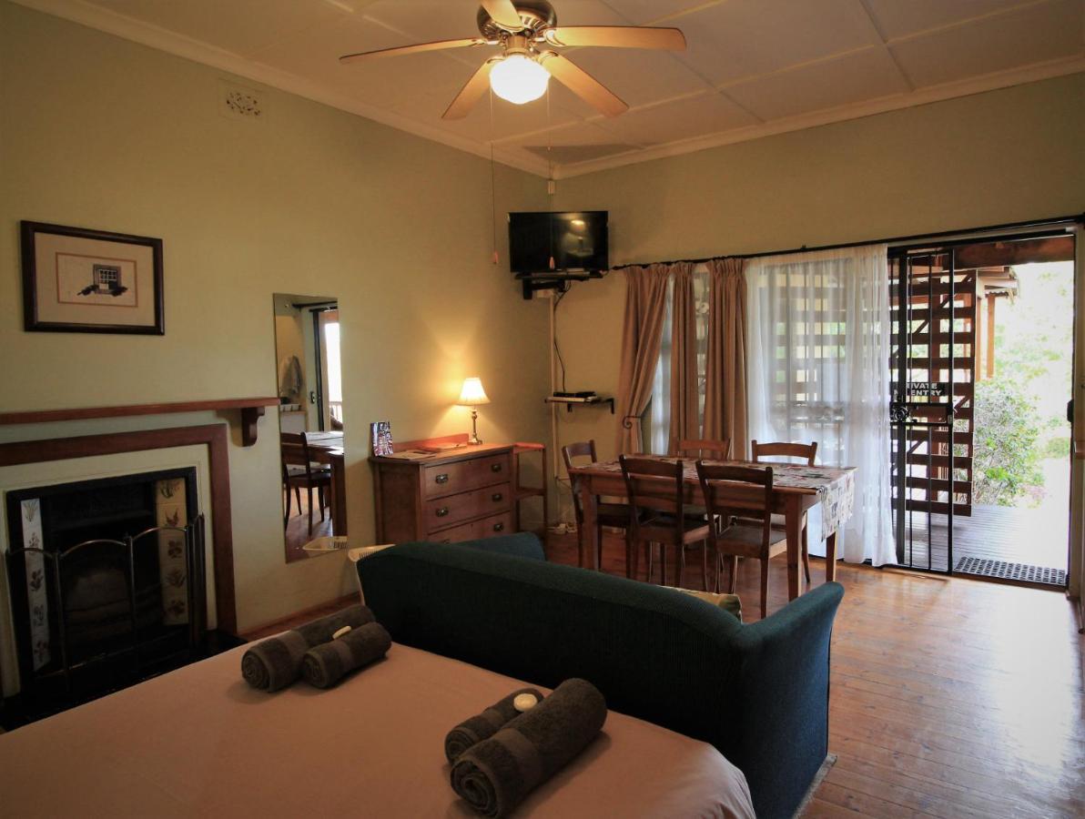 Dempsey'S Self-Catering Guest House Порт Елизабет Екстериор снимка