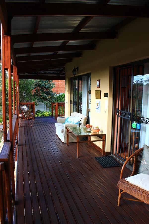 Dempsey'S Self-Catering Guest House Порт Елизабет Екстериор снимка