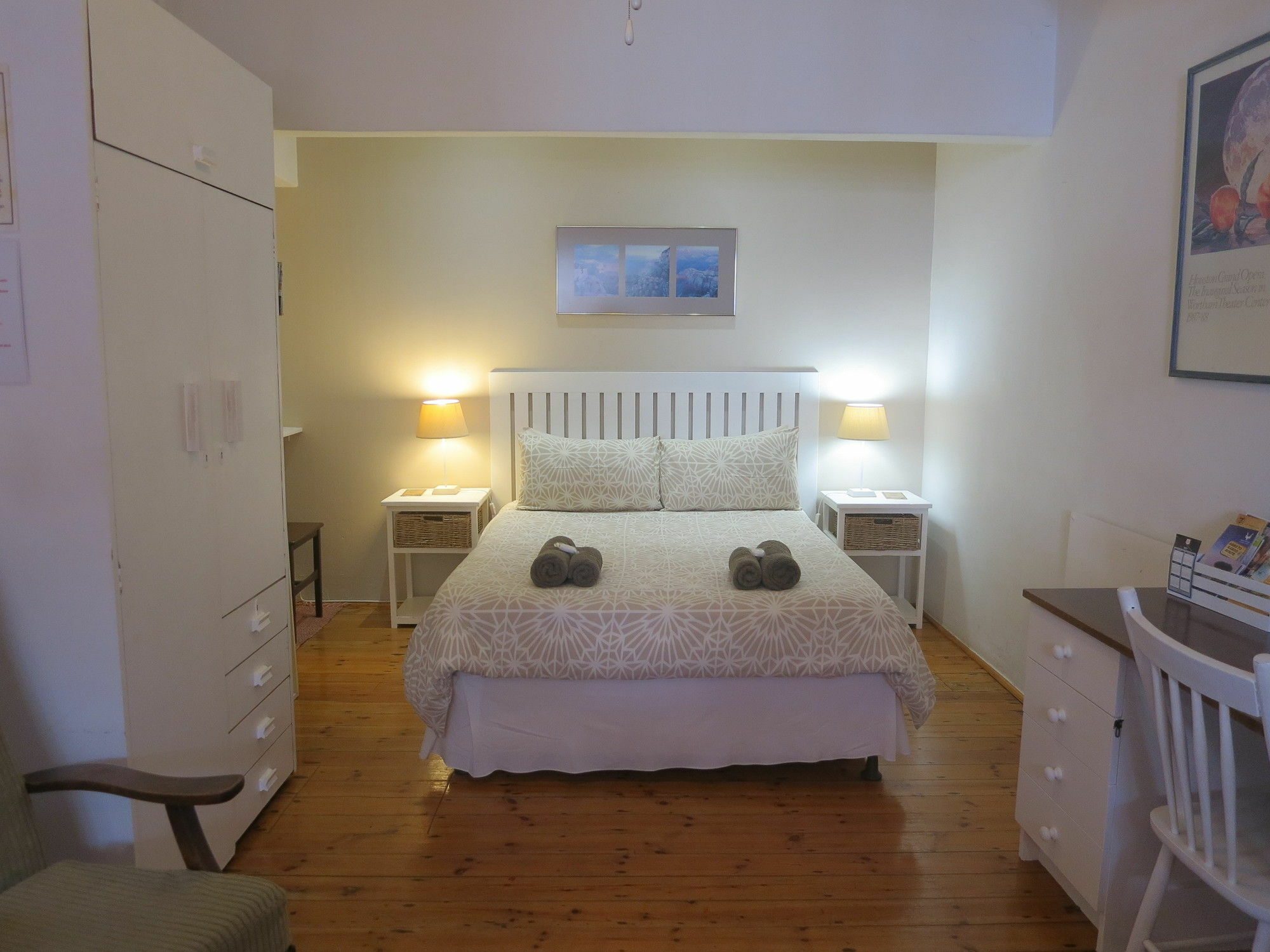 Dempsey'S Self-Catering Guest House Порт Елизабет Екстериор снимка