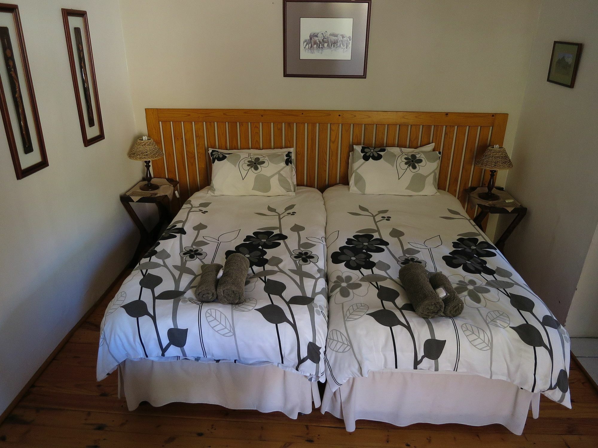 Dempsey'S Self-Catering Guest House Порт Елизабет Екстериор снимка